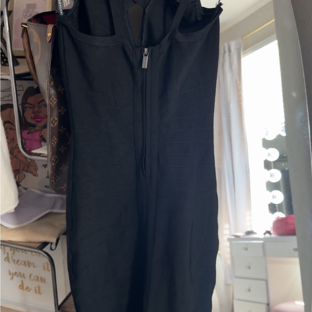 Elegant Black Women's Dress - Picture 5 of 6